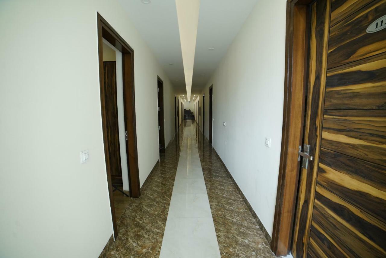 The English Garden Mohali Exterior photo